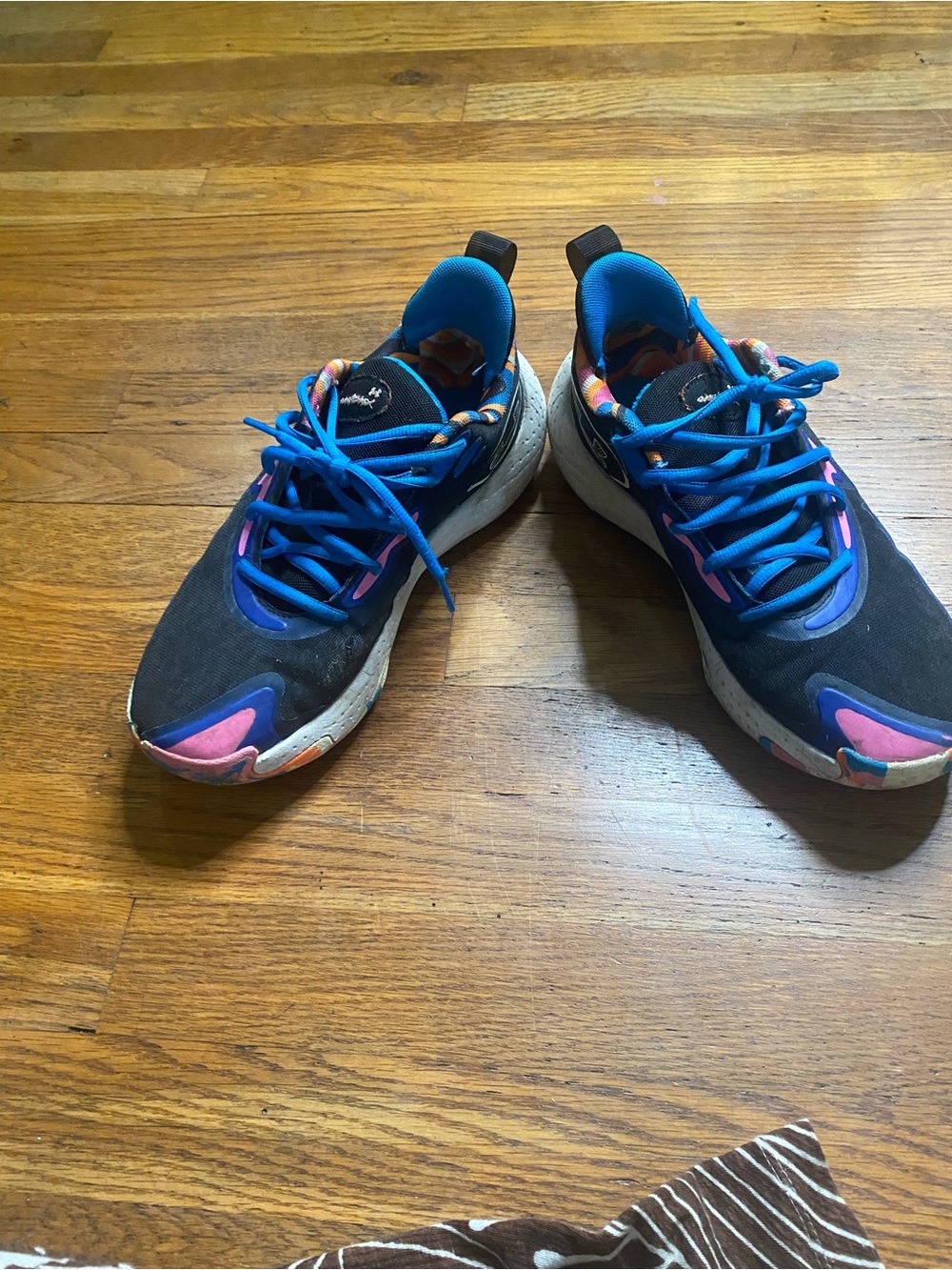 Under Armour Spawn 5 LE Limited Edition Black Pink Basketball Shoes Size 8.5 - Picture 3 of 9